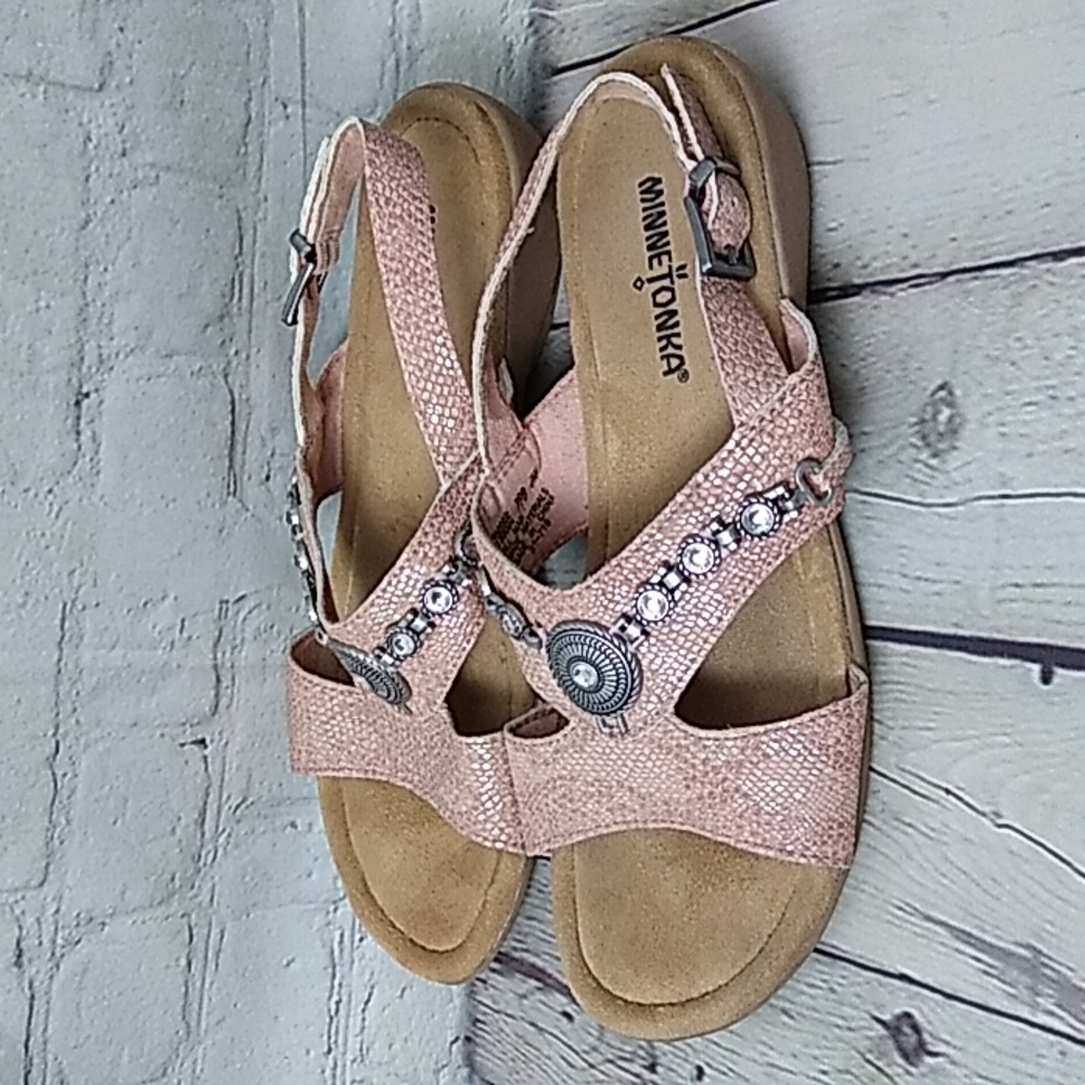 Minnetonka Womens Selene Pink Slingback Sandals Gemstones Size 8 W